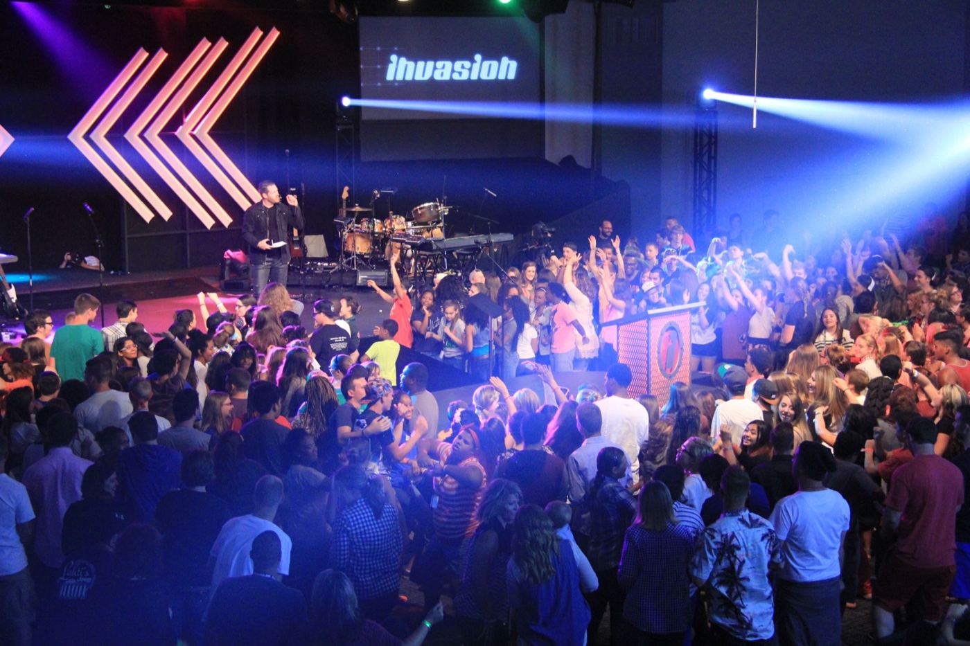 The full room in 2015
